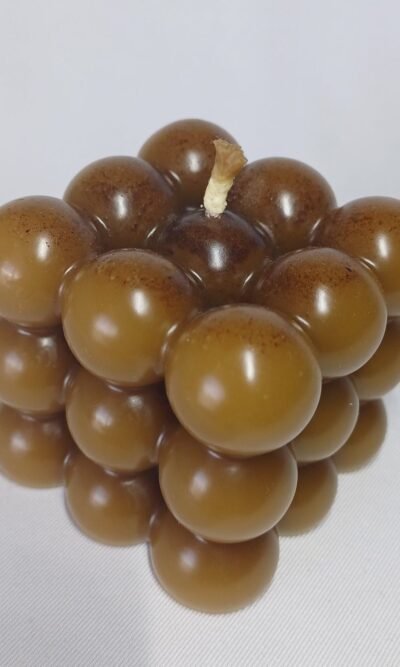 Vela con forma de cubo